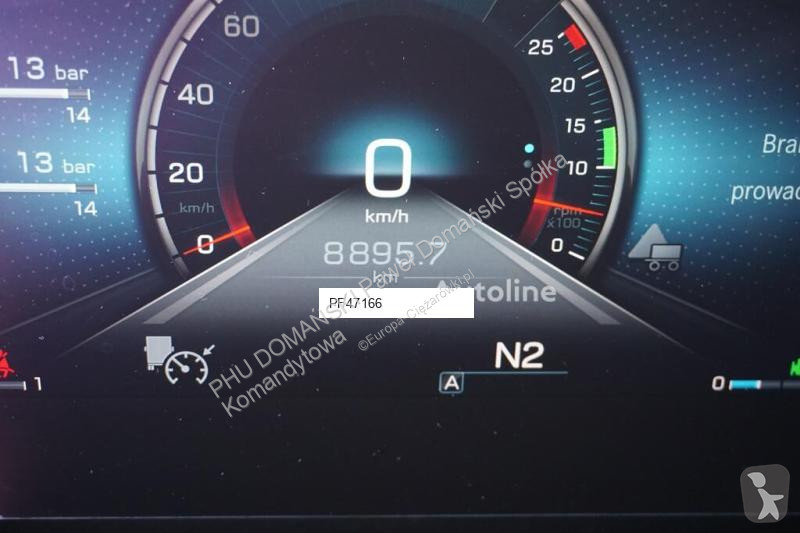 Kamion s návěsem Mercedes / TANDEM