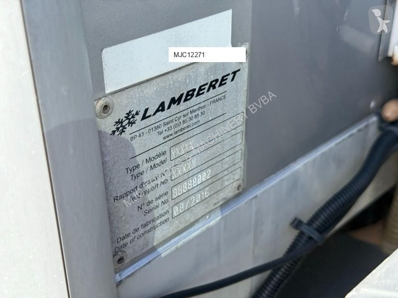 Kamion Mercedes AROCS + CARRIER + LAMBERET BOX...