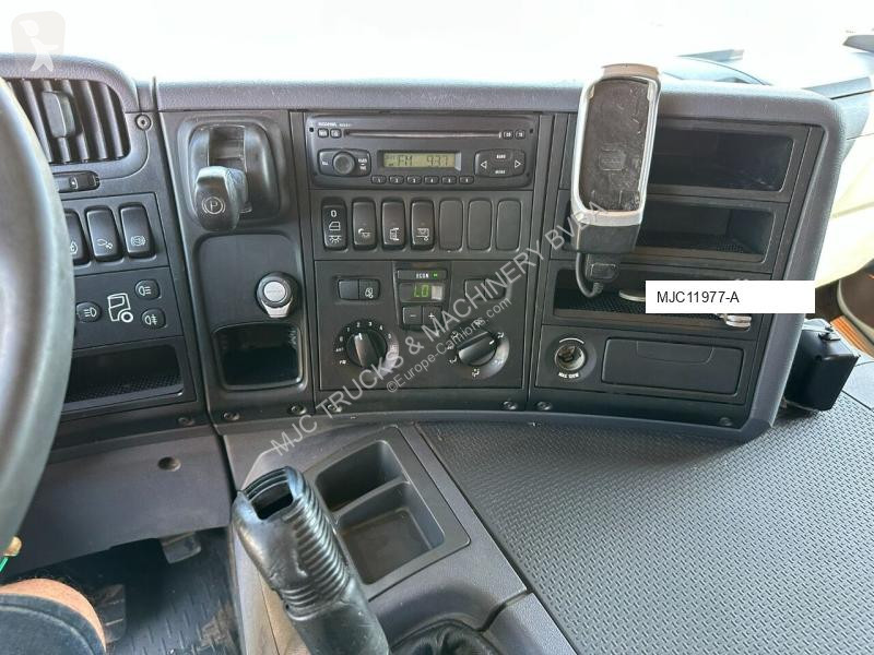 Camion Scania P310 4x2 CLOSED ALU BOX 7m -...