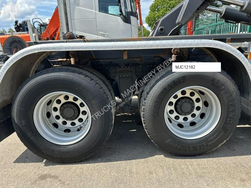 Camion Volvo 25T HOOKLIFT - 6200mm