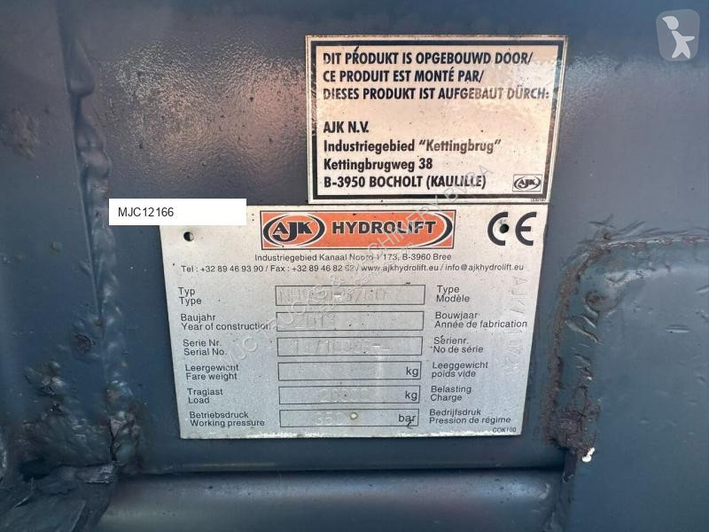 Vrachtwagen Volvo 420 6x4 AJK HOOKLIFT / HAAK...