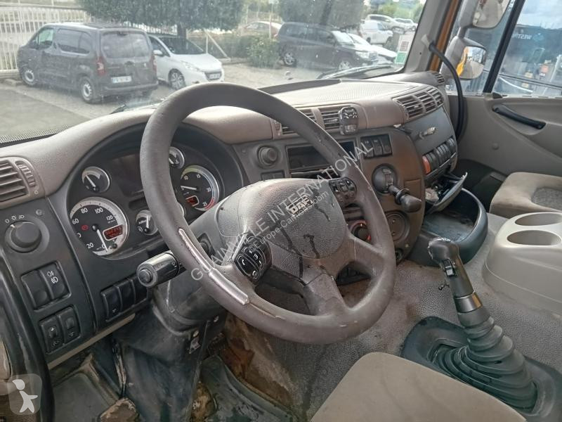 Camion DAF 410