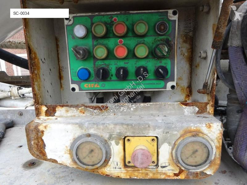 Beton Scania PUMI CIFA 32 Meter  4 Knick