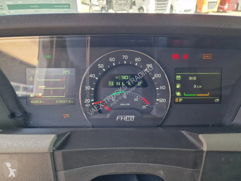 Kamion Volvo 16650 6x2 Globetrotter - 28M3 Bulk...
