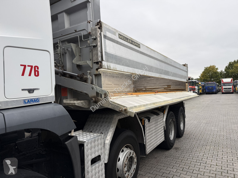 شاحنة Mercedes 3246K 8X4 Meiller