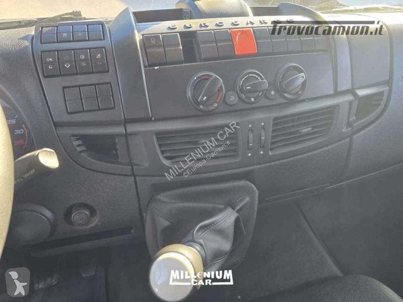 شاحنة Iveco 100E22  PRESA DI FORZA EURO 6 MANUALE