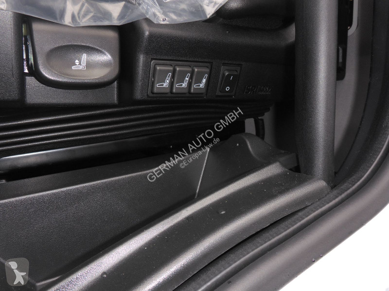 شاحنة Iveco 180E32K Radstand.4.185mm 2-Stück MY 25