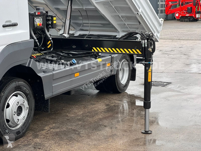 شاحنة Mercedes 823 4x2 DSK mit HIAB 072...