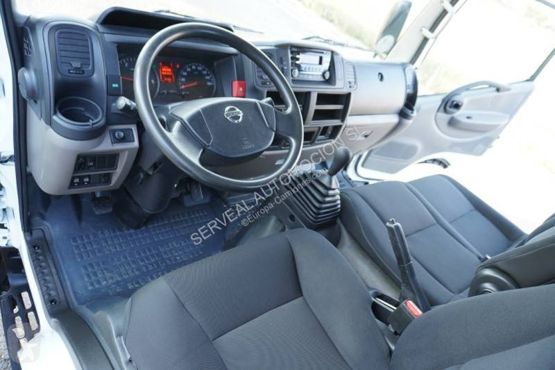 شاحنة Nissan