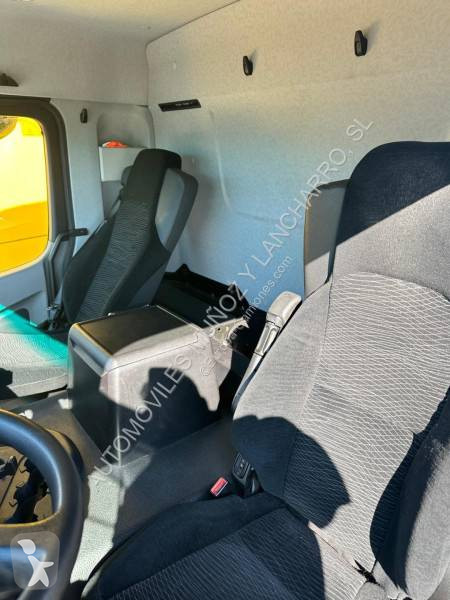 شاحنة مقطورة Mercedes