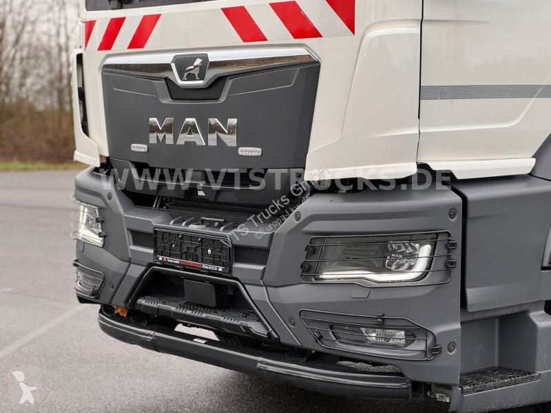 شاحنة MAN 26.520 6x4H-4 BL Meiler + HMF 2320...
