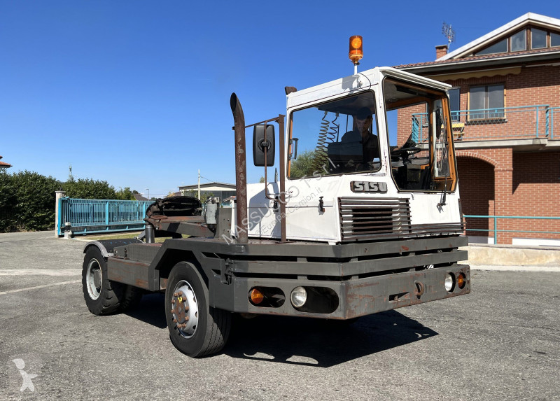 شاحنة Sisu TR150A/2600