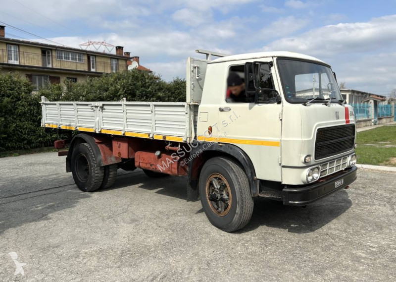 شاحنة Fiat 673N 4X2
