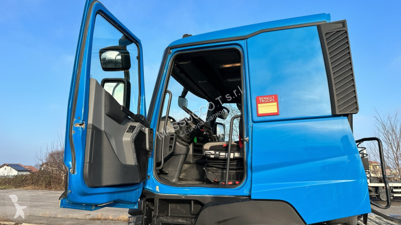 شاحنة Renault K 460 4x2
