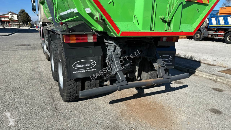 شاحنة Mercedes benz  4146 AKN 8X8