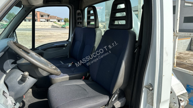 شاحنة Iveco - 29L 12