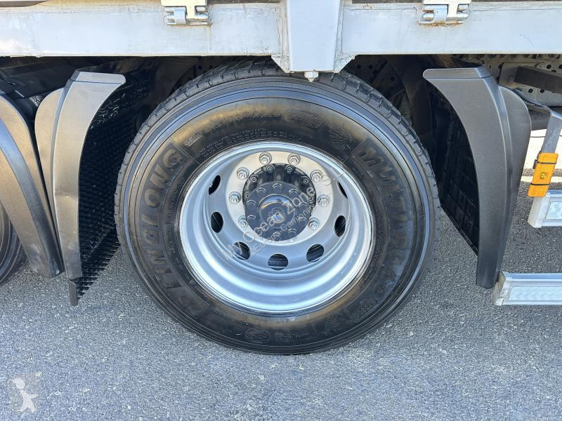 شاحنة Mercedes 2535