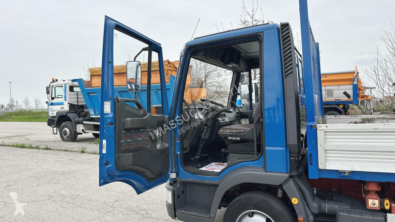شاحنة Iveco Tector