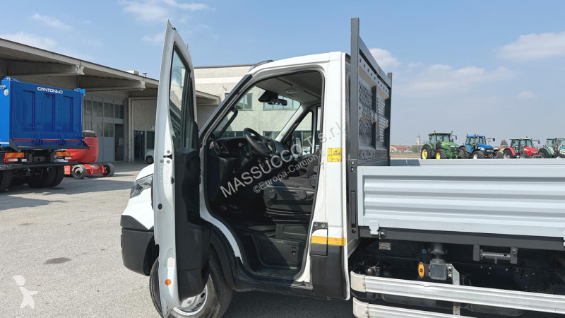 شاحنة Iveco 60-150 4X2