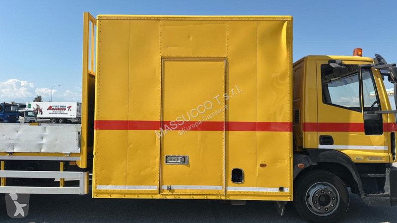 Camion  ML120E18