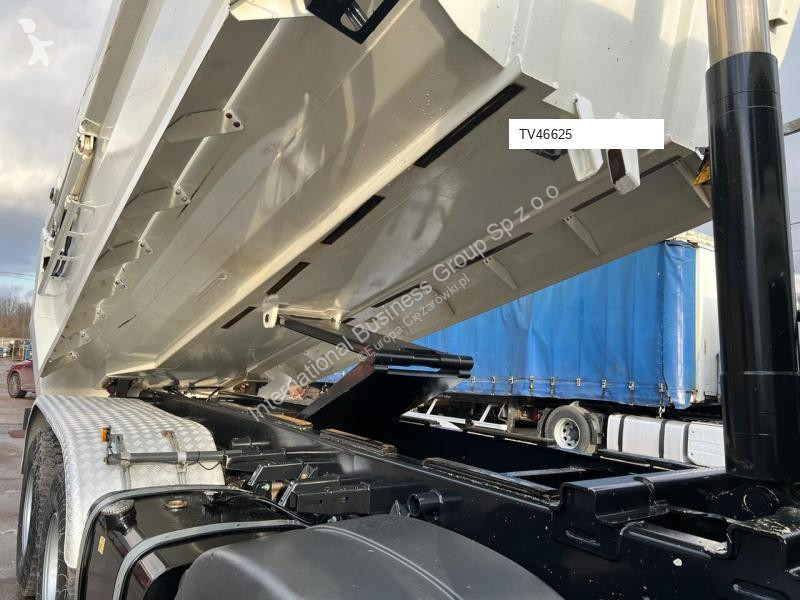 Vrachtwagen MAN TGS 35.400