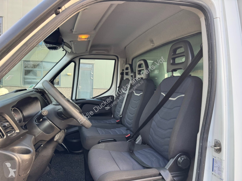 شاحنة Iveco DAILY 40C18 EURO 6 / MANUAL /...