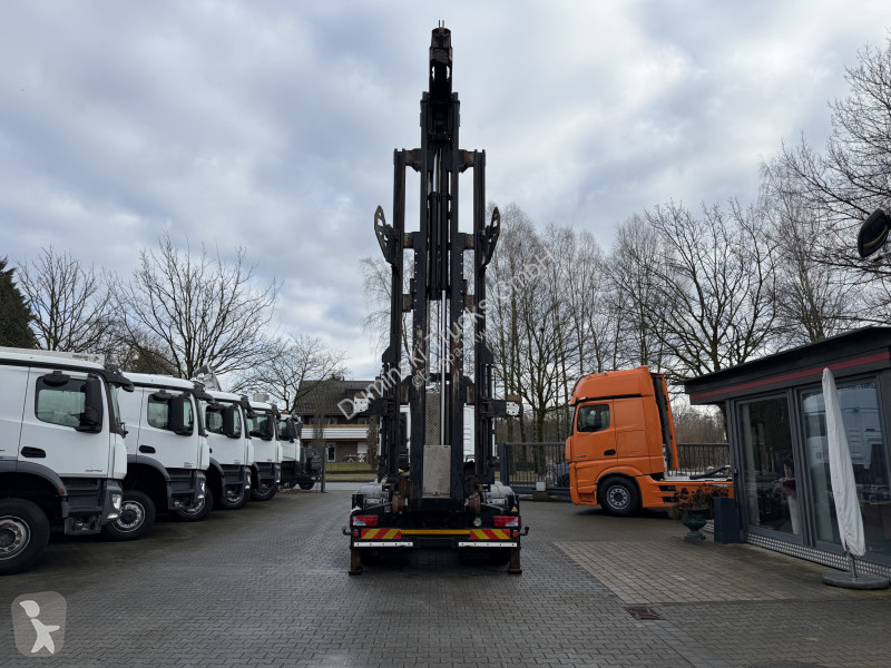 شاحنة MAN TGS 35.420 8X2-6 Haken/ Silo M-TEC...