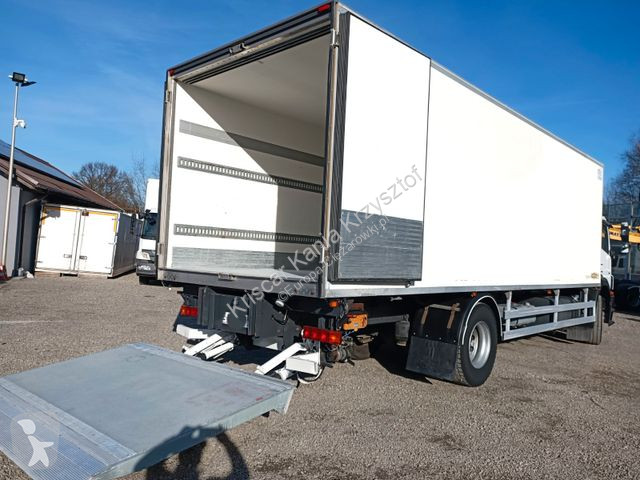 شاحنة Mercedes 1829 NL