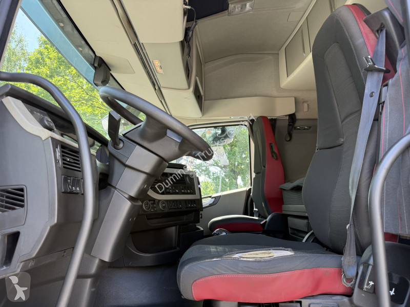 Trattore Stradale Volvo FH500 6X2 Kran HMF 2620...