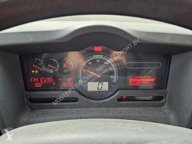 شاحنة Renault 270 DXI Renault 270 DXI – 4x2 –...