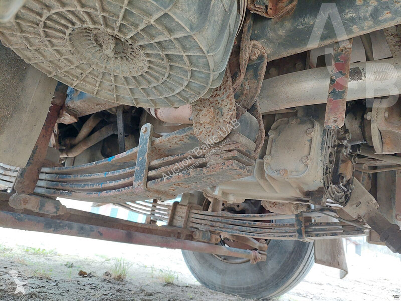 Lastbil Iveco 180E18