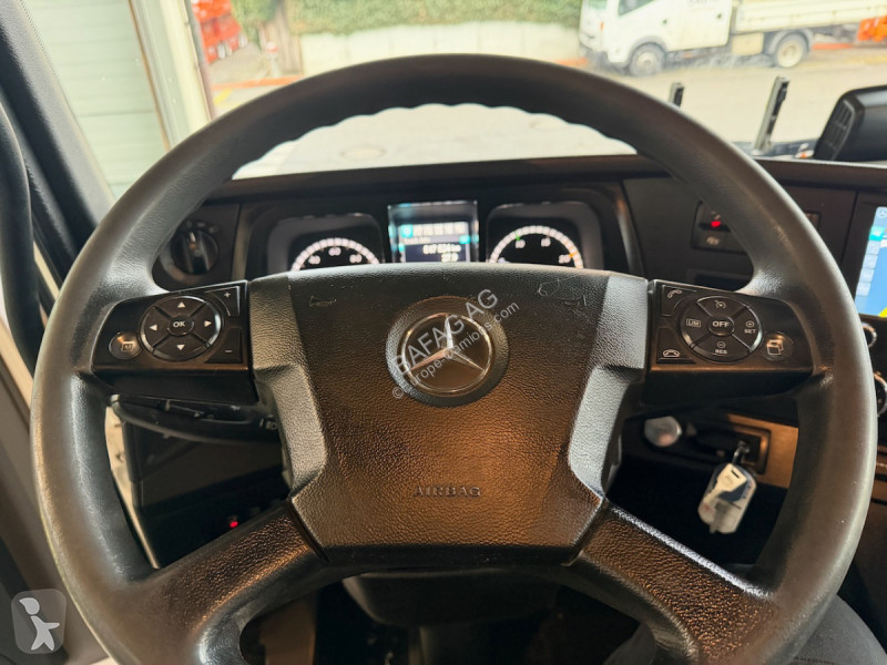 شاحنة Mercedes antos 1840