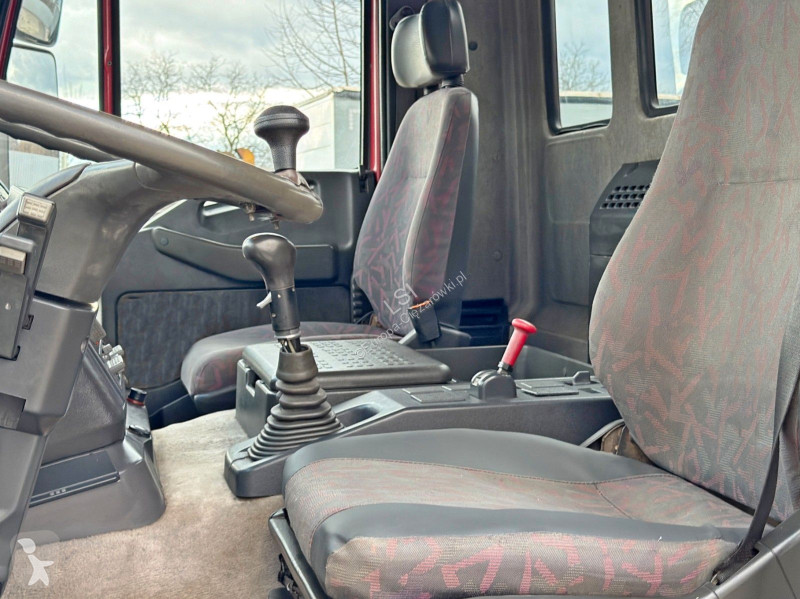 شاحنة Iveco EUROTEC 260E31* Abschleppwagen...
