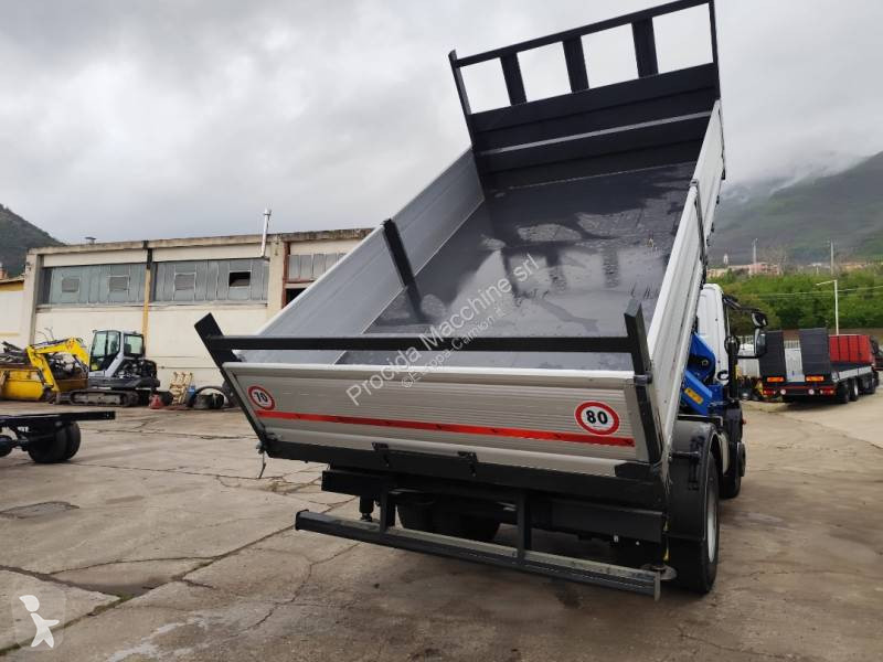 شاحنة Iveco