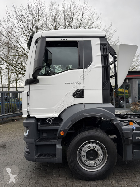 شاحنة MAN TGS 26.330 6X2-4 BL Neu/ New