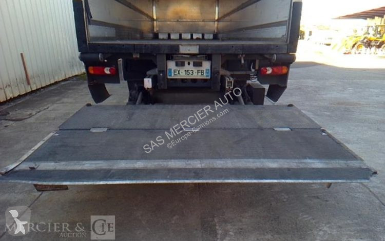 شاحنة Iveco