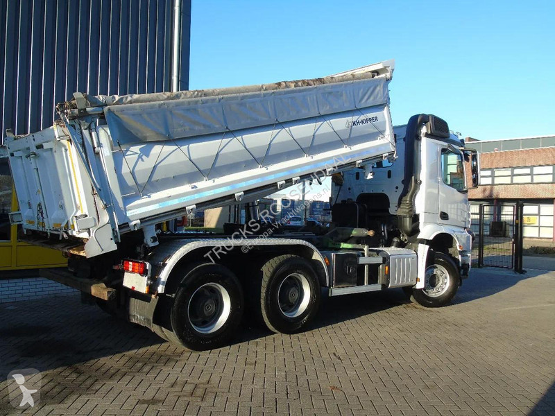 Camion Mercedes 3348 + TRI TIPPER + 6X4 + EURO 6