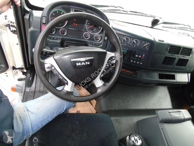 شاحنة MAN 12.250 + EURO 5 + LIFT