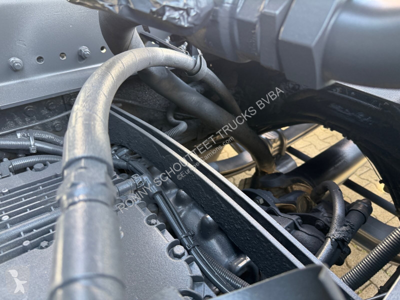 Camion  FM 460 8x4 FM 460 8x4, Liftbare...