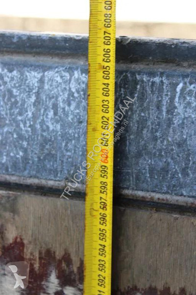 شاحنة MAN 8.220 + MANUAL + EURO 6 + LIFT