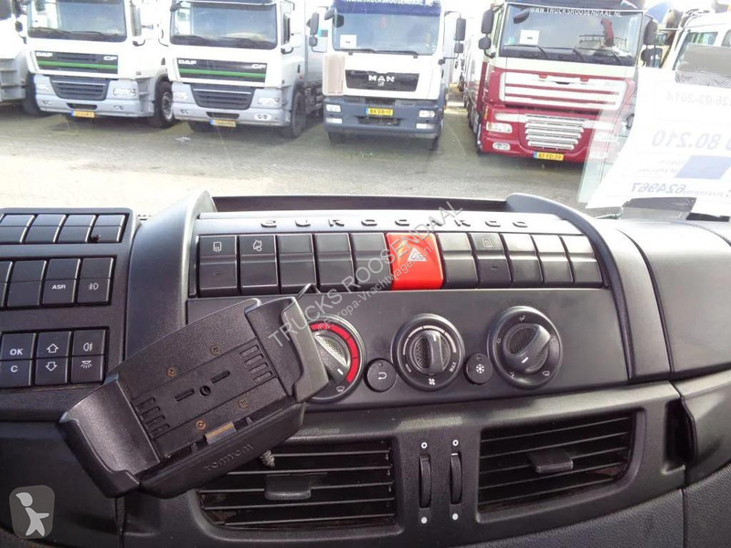 شاحنة Iveco 80EL21 Manual + Euro 6 + Dhollandia...