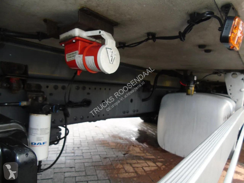 شاحنة DAF 290 + CARRIER + LOADLIFT