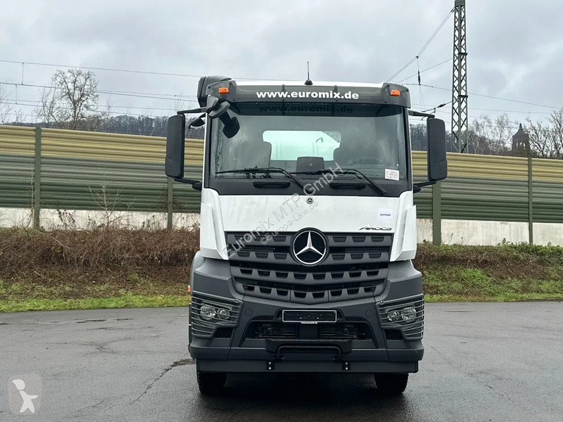 Betonárske zariadenie Mercedes 4242...