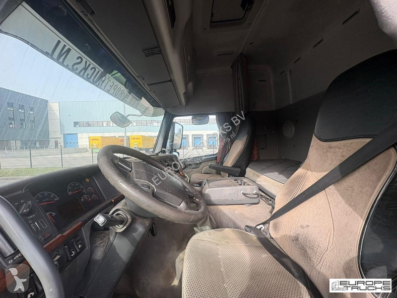 شاحنة Volvo 420 Full Air - Manual - Hiab XS244