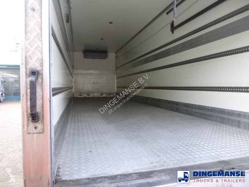 شاحنة Mercedes 2533 RHD 6x2 Thermoking T1000R...