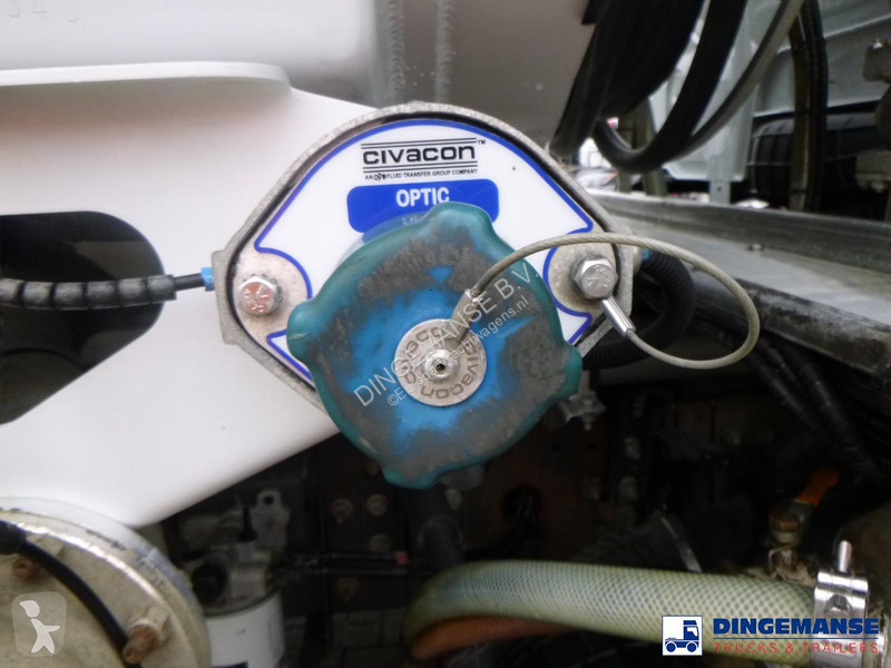 شاحنة Renault 270 dxi 4x2 fuel tank 13.3 m3 / 4...