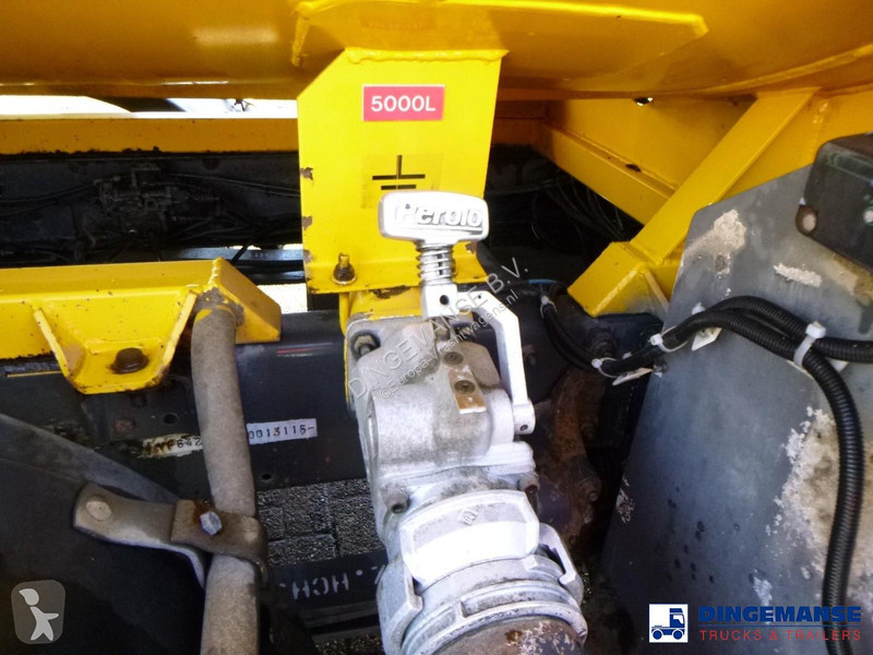شاحنة Renault 180 dci 4x2 fuel tank 5.1 m3 / 1...