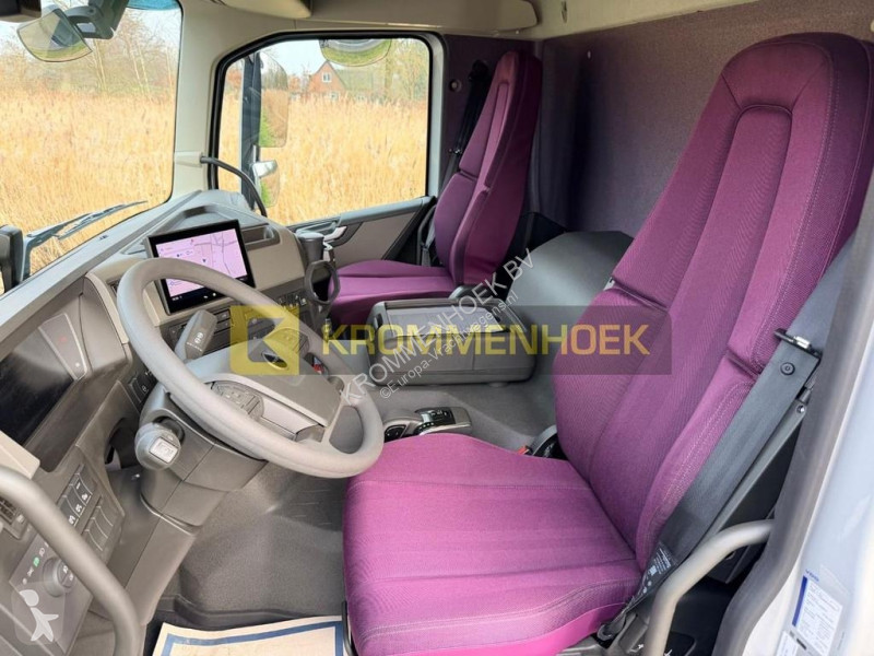 شاحنة Volvo FM 500 8x2 Machine transporter | New