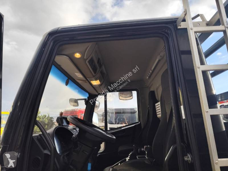 شاحنة Iveco