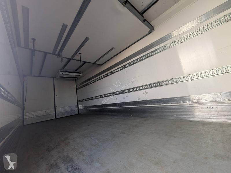 شاحنة Renault 220 DXI Frigo 4x2